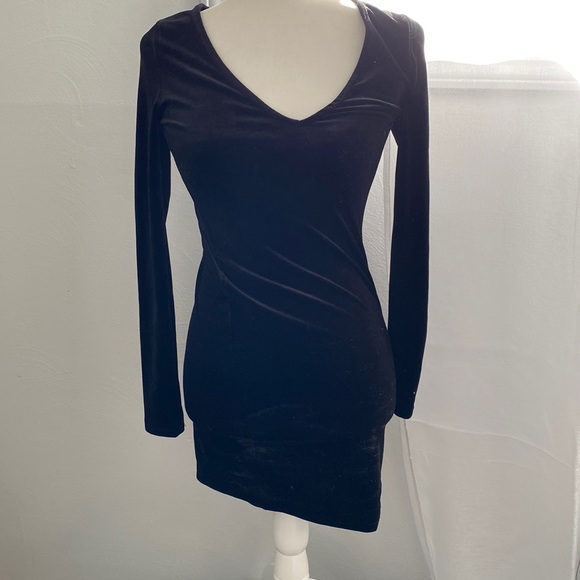 Forever 21 Dresses & Skirts - Brand new little black dress